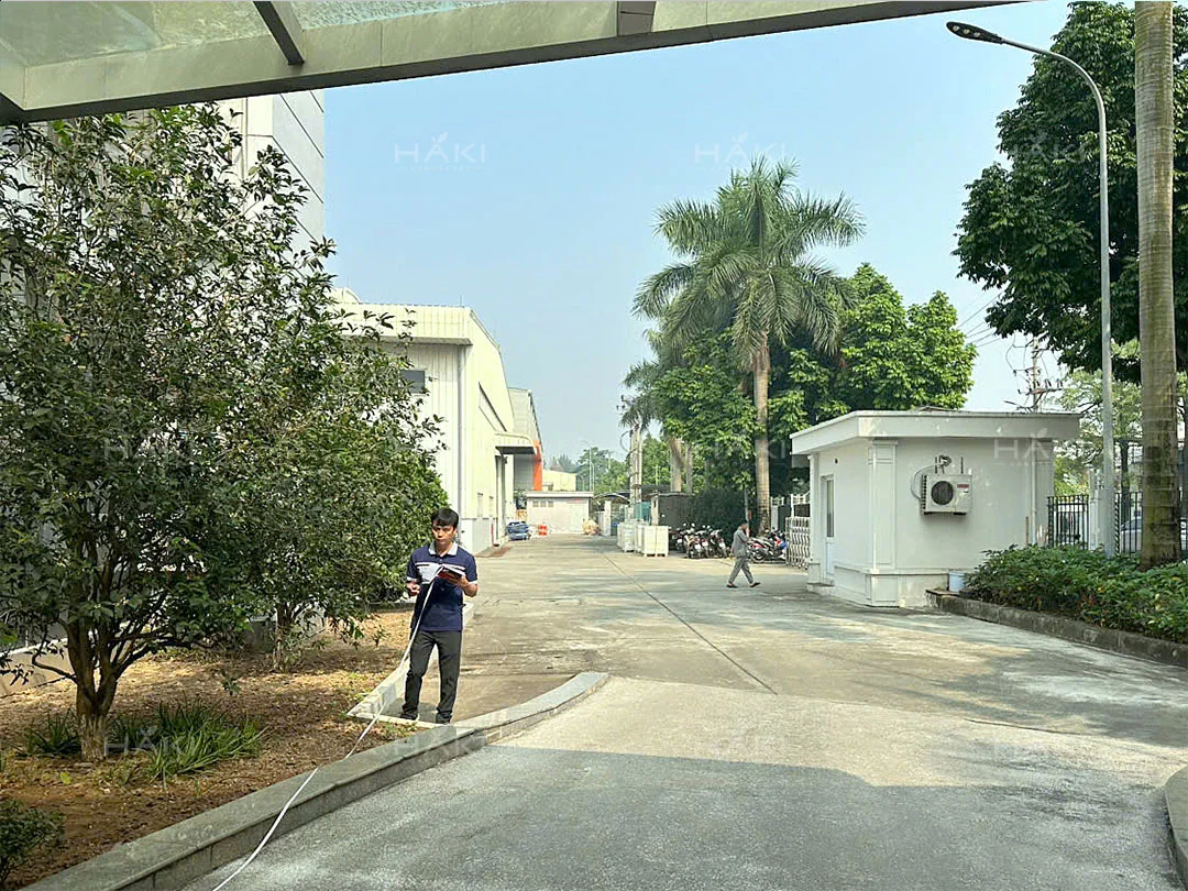 khảo sát sân vườn